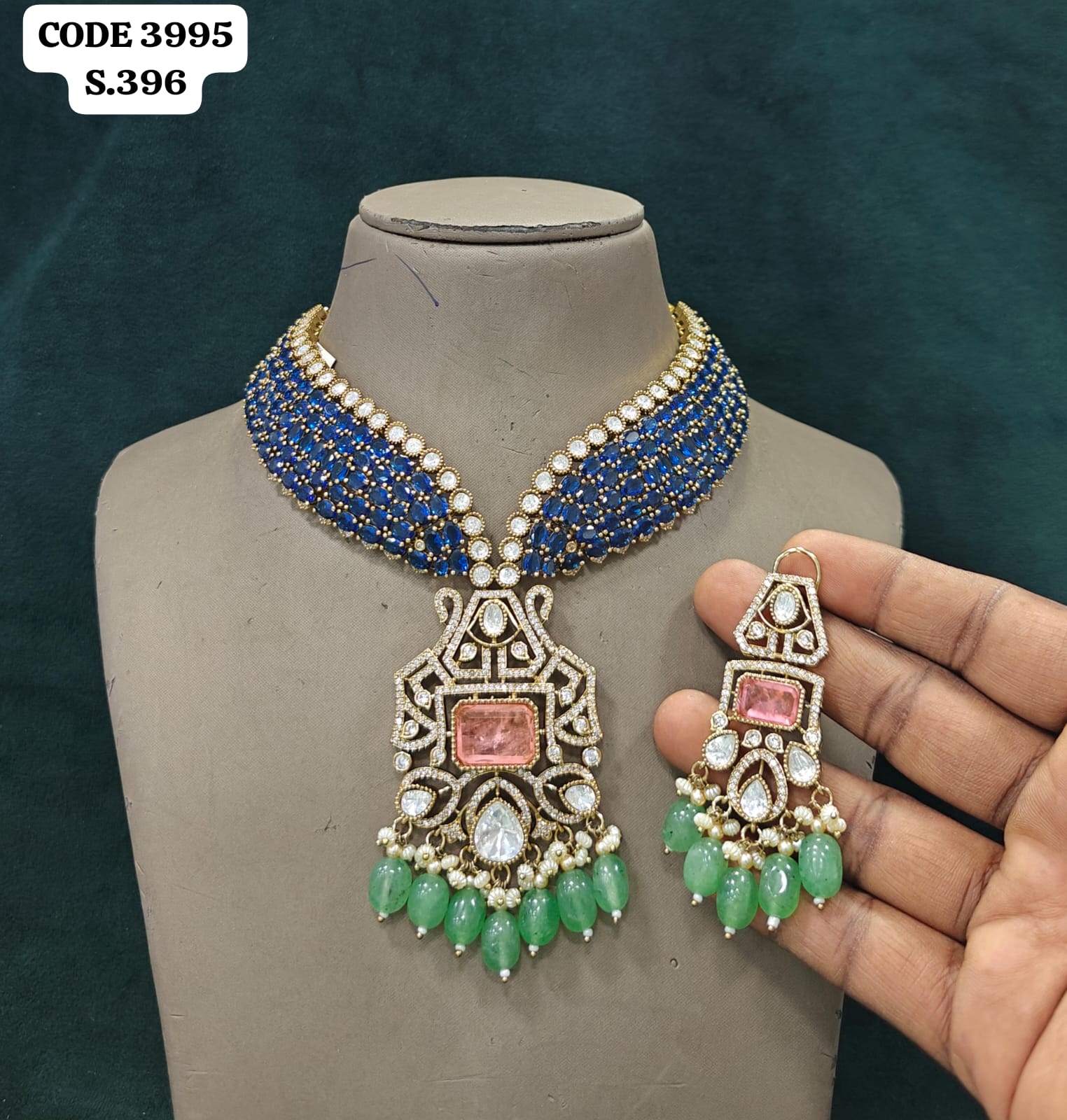 Necklace Set 031